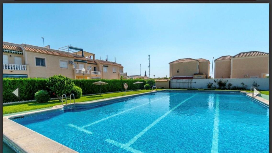 2 Bed Apartment In Paraje Natural Fase 1, Torrevieja Exteriér fotografie